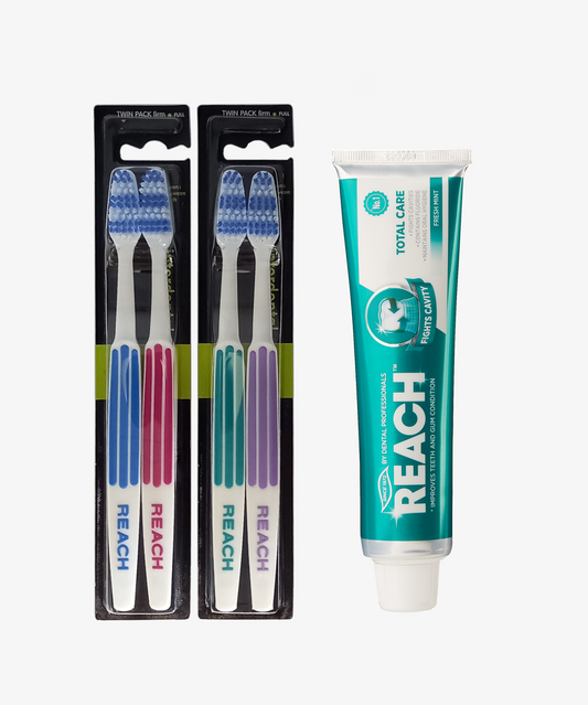 Reach Fresh Smile Set– (Fresh Mint Toothpaste + Firm Toothbrush Twin Pack)