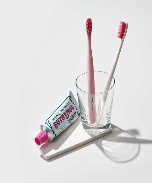 Euthymol Whitening Toothbrush 2-Pack (Pink & White)